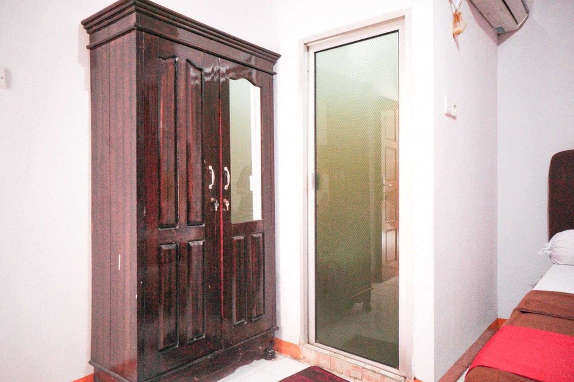 فندق ريد دورز بالقرب من باليمبانج سكوير مول 2 باليمبانغْ المظهر الخارجي الصورة